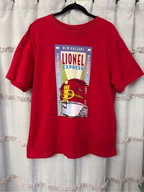 Lionel Trains Red Crew Neck T-Shirt w/Red Locomotive & City Destinations-SIZE L